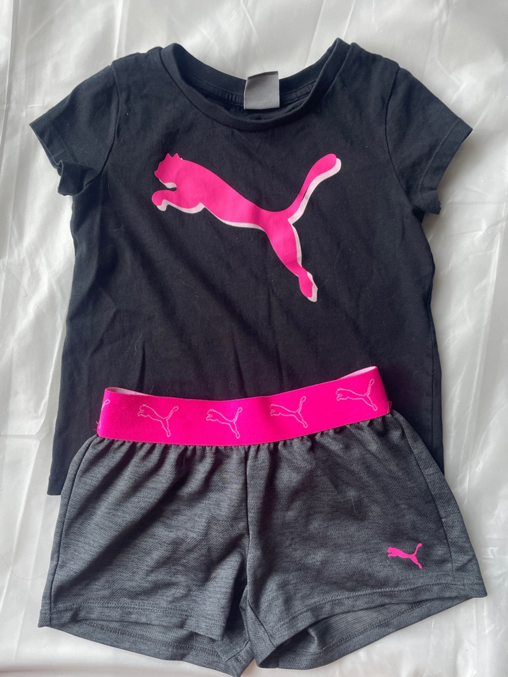 Puma Black and Hot Pink Girls' Short set